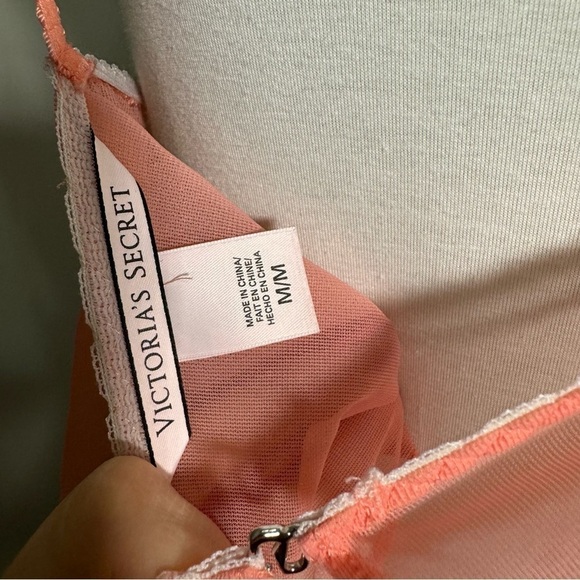 Victoria secret  peachy lace babydoll slip M feminine coquette - Picture 5 of 5
